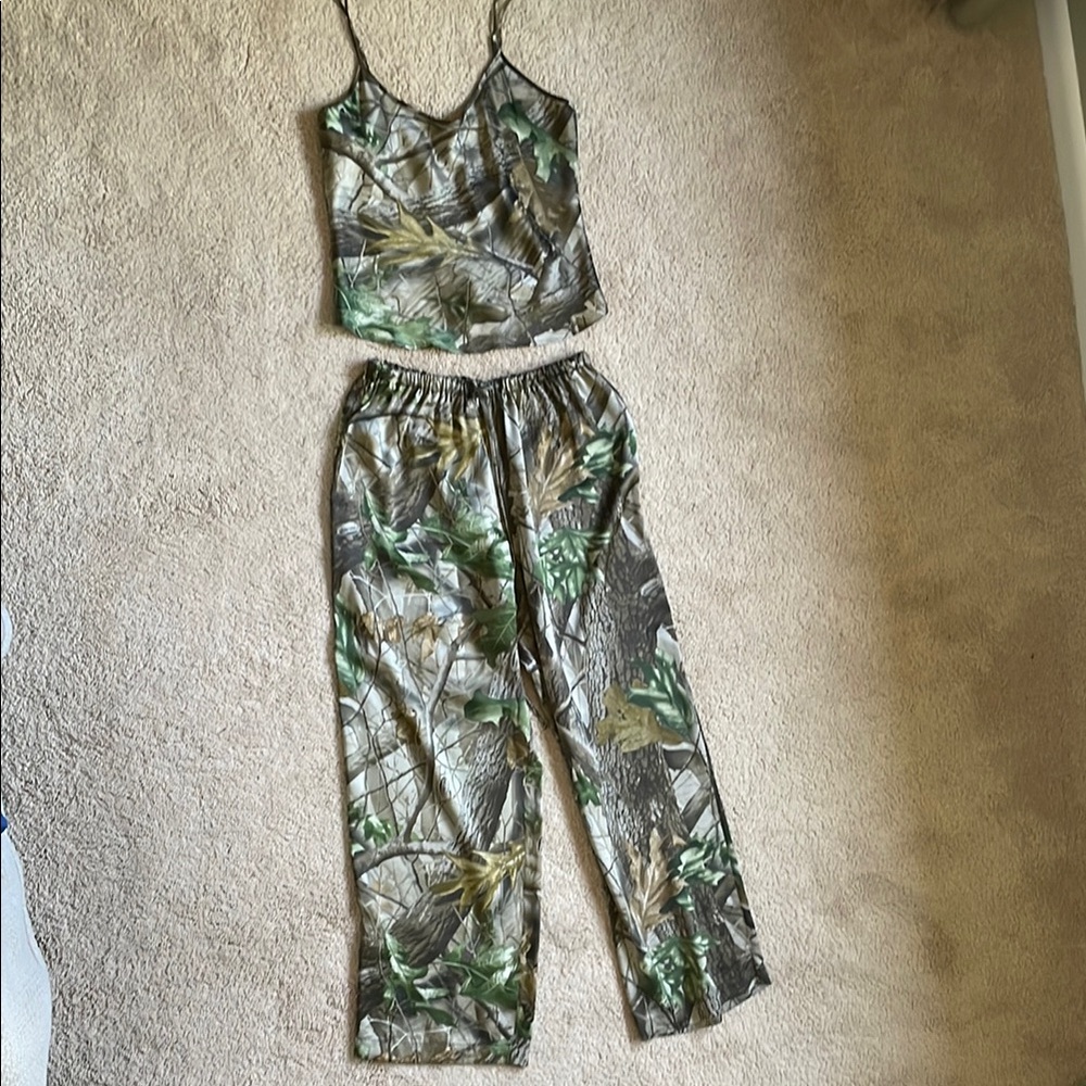 Silk Camouflage Print Women's pajamas, size M